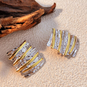 Plis Métalliques" - Boucles d'oreilles carrées bicolores (style architectural)